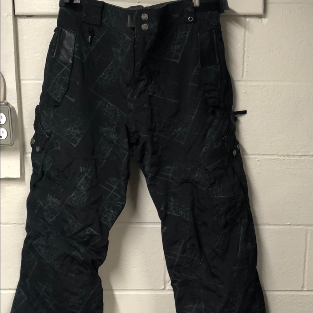 686 Men's Black Snowboard Pants